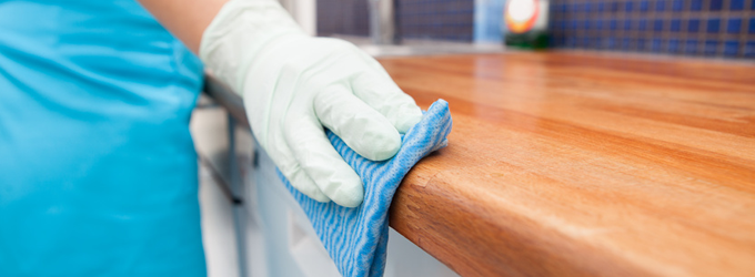 nettoyer, faire le ménage, repasser